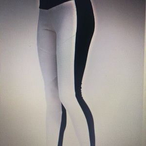 Vocal large legging creme faux suede/bulk knit